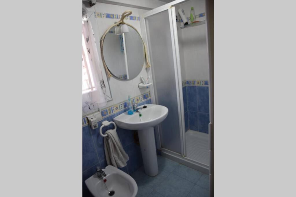 Apartamento En El Paseo Maritimo De 貝尼多姆 外观 照片